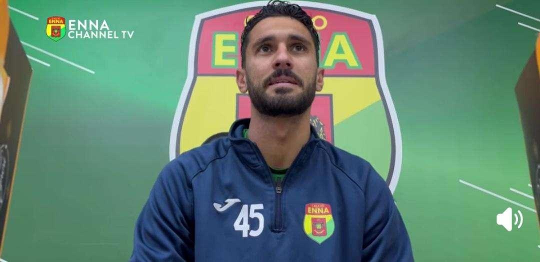 Reggina-Enna, l'attaccante Aperi: "Al Granillo per divertirci, amaranto grandissima squadra"