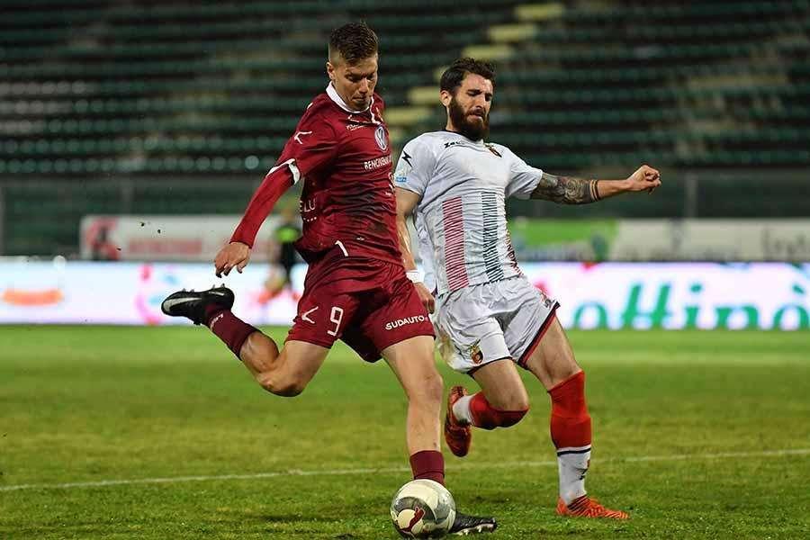 CATANZARO-REGGINA STORY - I precedenti in C: da Bercarich a Bianchimano, tutti i colpi amaranto