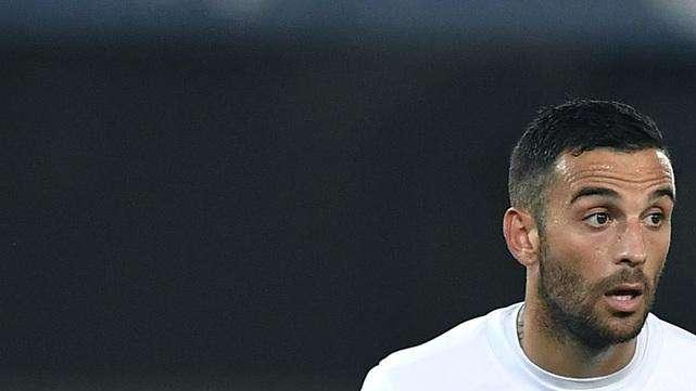 Frosinone-Reggina, Cionek la combina grossa, rosso e rigore: Insigne realizza il 2-0