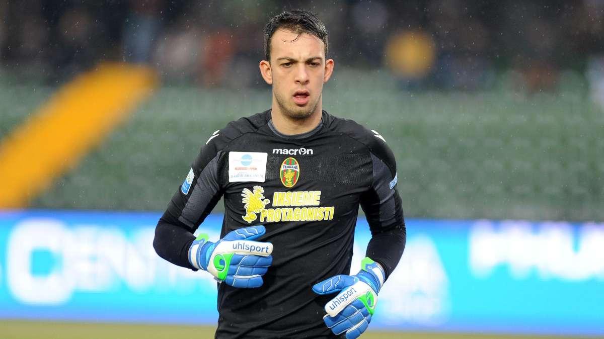 SERIE B - Fa discutere la maxi squalifica di Brignoli (Ternana)