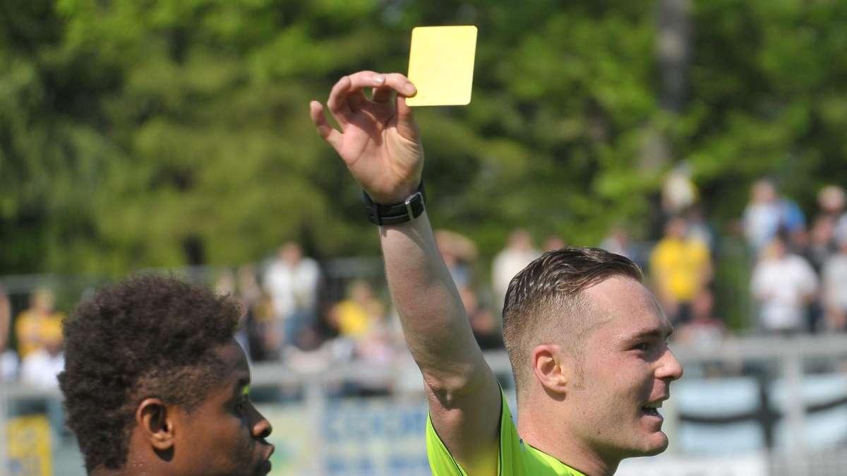 Ascoli-Reggina, Menez rimedia giallo ingenuo: era in diffida, salterà il Lecce