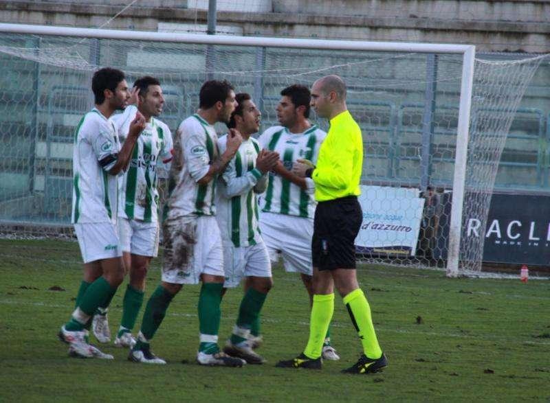 VERSO REGGINA-VIGOR LAMEZIA - Erra, quella toccata e fuga reggina...