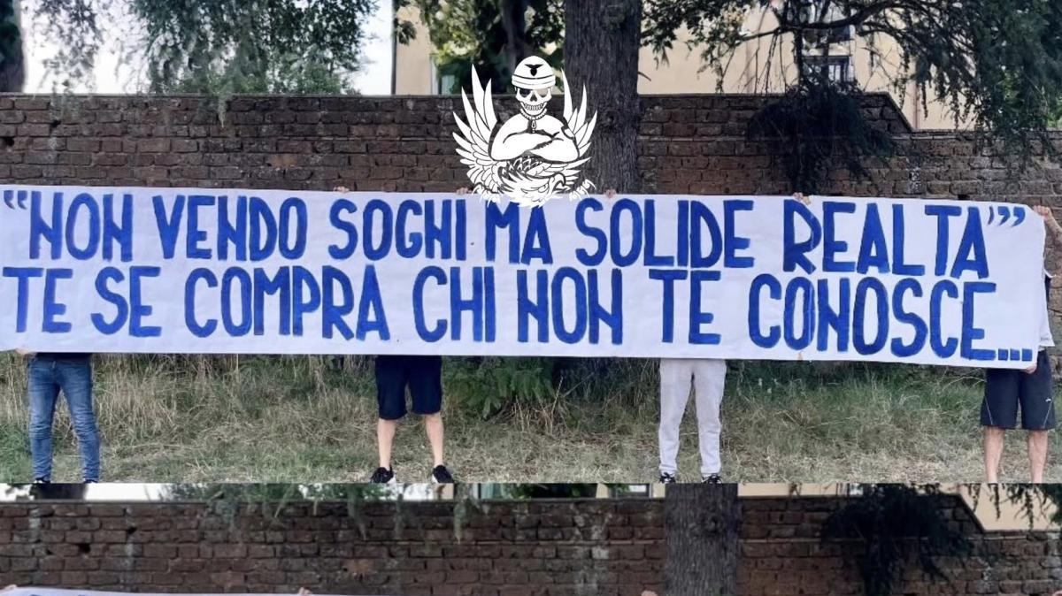 "Non vendo sogni ma solide realtà...te se compra chi non te ne conosce", i tifosi della Lazio ancora contro Lotito