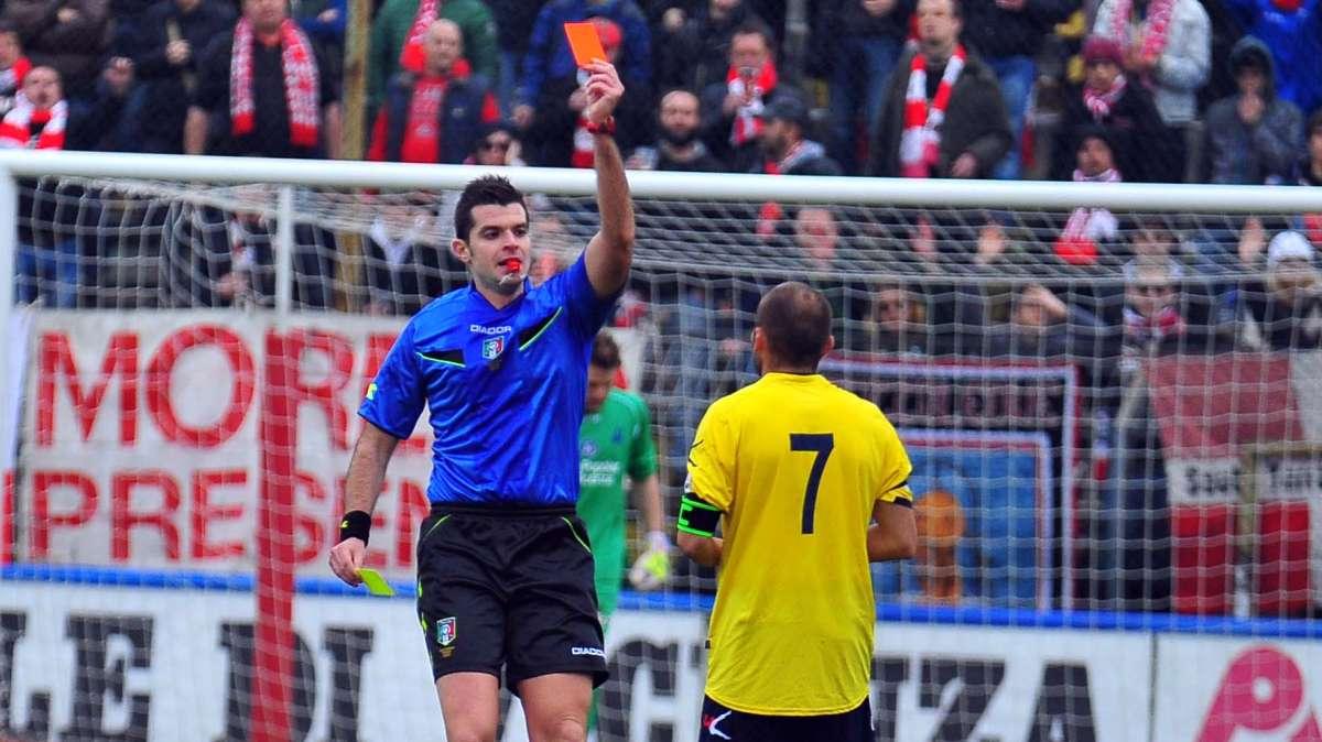 CATANZARO-REGGINA - Gara affidata al signor Vesprini