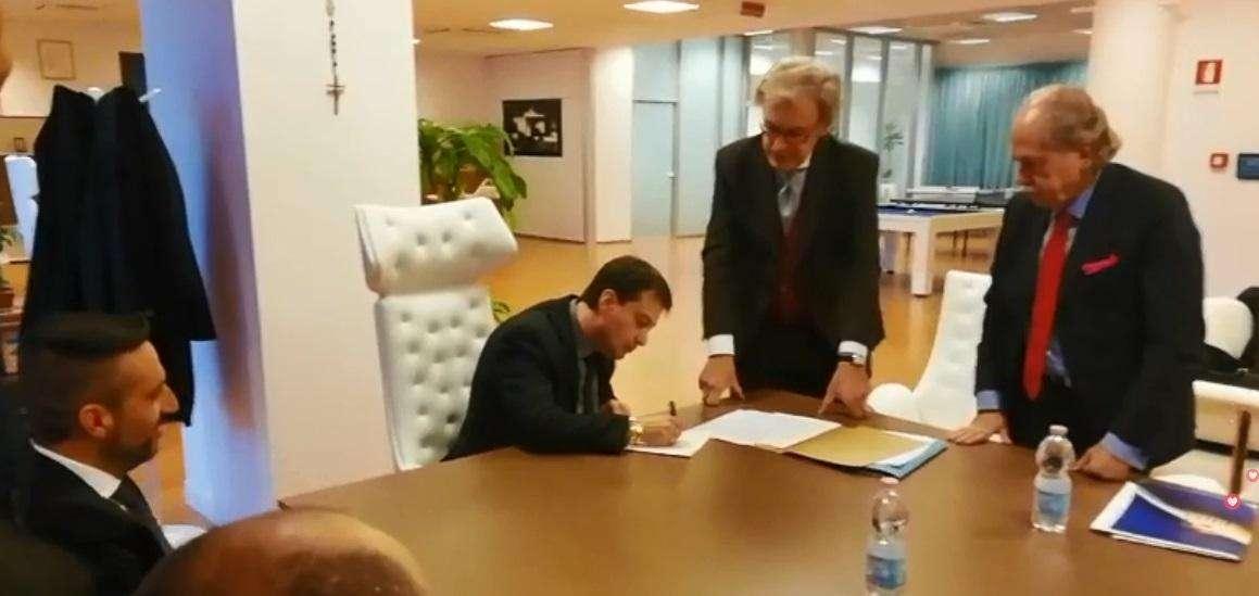 CLOSING FATTO: LA REGGINA E' DI LUCA GALLO!