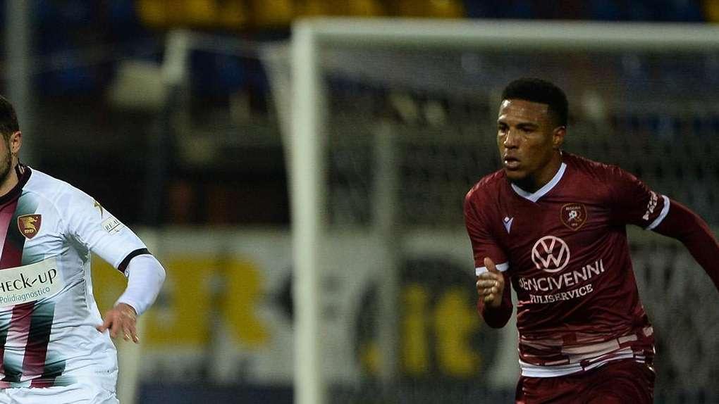 Reggina-Lecce, quarta volta in stagione per l'attacco atipico. E mai ko