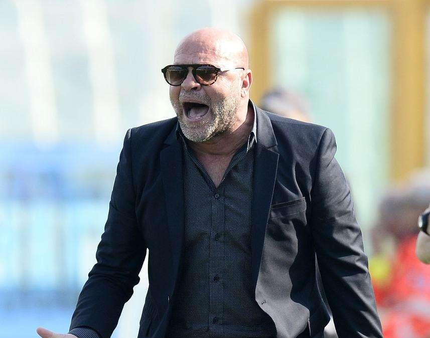 SERIE B - Panchine sempre in bilico: Cosmi si salva con il ritiro punitivo, Sottili trema