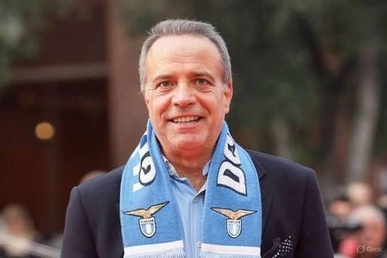 Enrico Montesano punge Lotito: "Faccio i complimenti ai cugini tifosi della Reggina, mo vié er bello..."