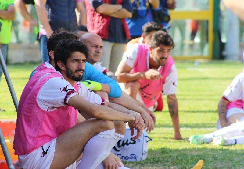 EX REGGINA - Due calciatori continuano la carriera in D