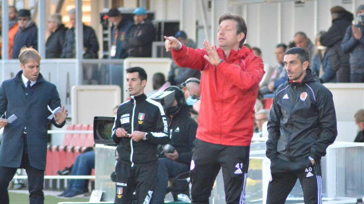 Alessandria, "Longo sollecita un mercato di qualità, quello estivo è da bocciare" 