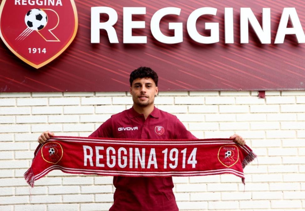 Reggina, UFFICIALE: ecco la firma di Michele Guida