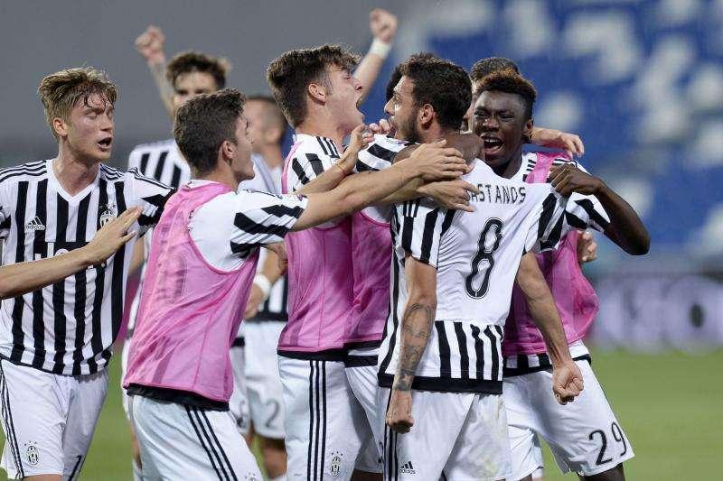 EX REGGINA - Un giovane portiere in ritiro con la Juventus