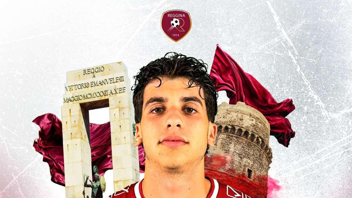 Reggina, adesso é anche ufficiale: Rosario Girasole torna in amaranto 