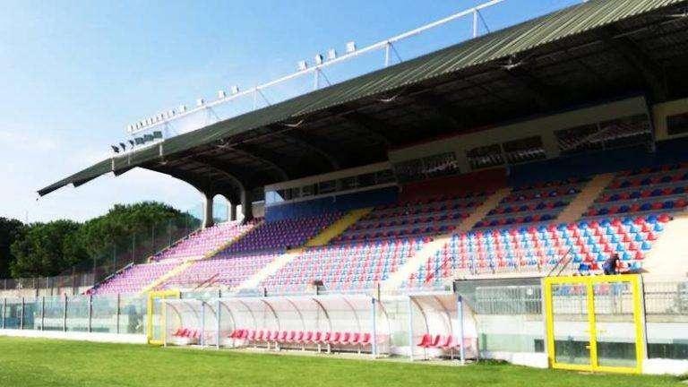 Reggina, il bilancio totale delle sfide in D contro le calabresi: a Vibo unico successo nei playoff