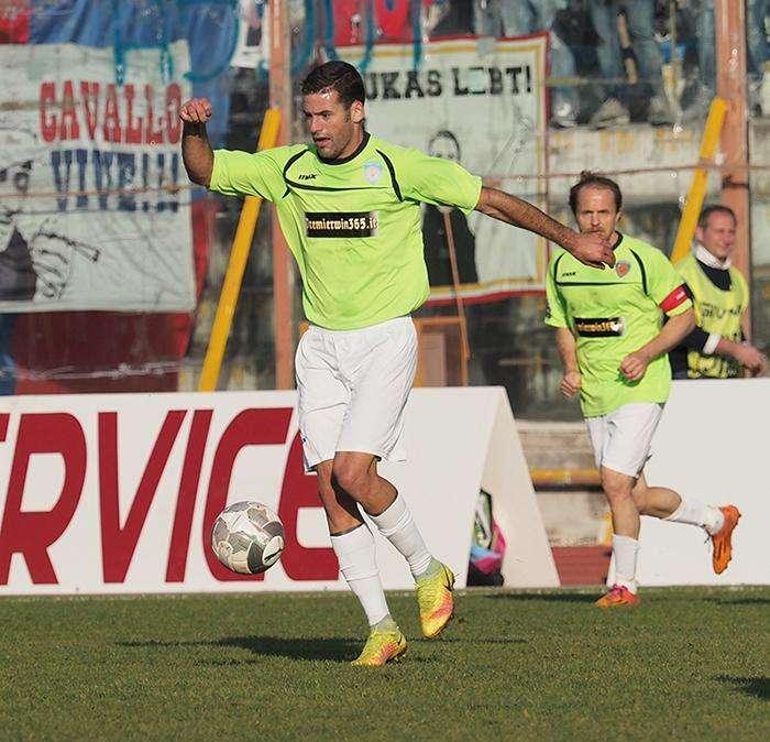 SIRACUSA-REGGINA - 1-1 dopo il primo tempo: Longoni vanifica una buona prova degli amaranto