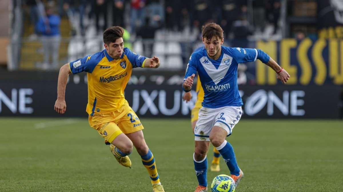 Moro (att.Frosinone): "Reggina e Genoa continuano a fare punti, noi non ci nascondiamo più"