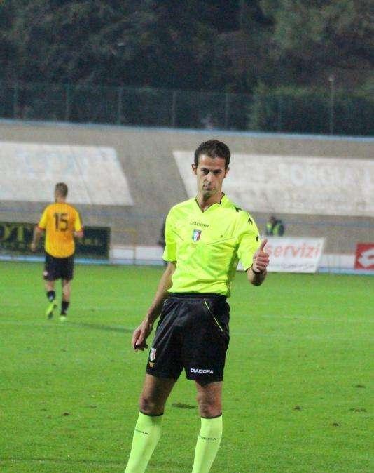 COSENZA-REGGINA - Ecco l'arbitro del derby: un precedente in Coppa con la Reggina