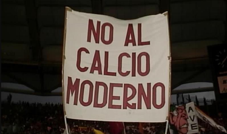 "Per un calcio giusto e popolare", protesta civile di un gruppo di ultras fuori dall'hotel del calciomercato: "Basta multiproprietà"