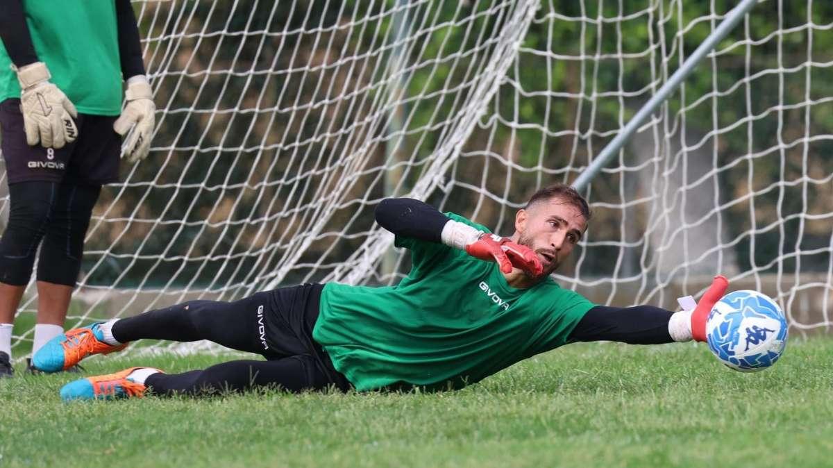 San Luca-Reggina, le prime scelte di Trocini: tre 2005 in campo, Martinez tra i pali 