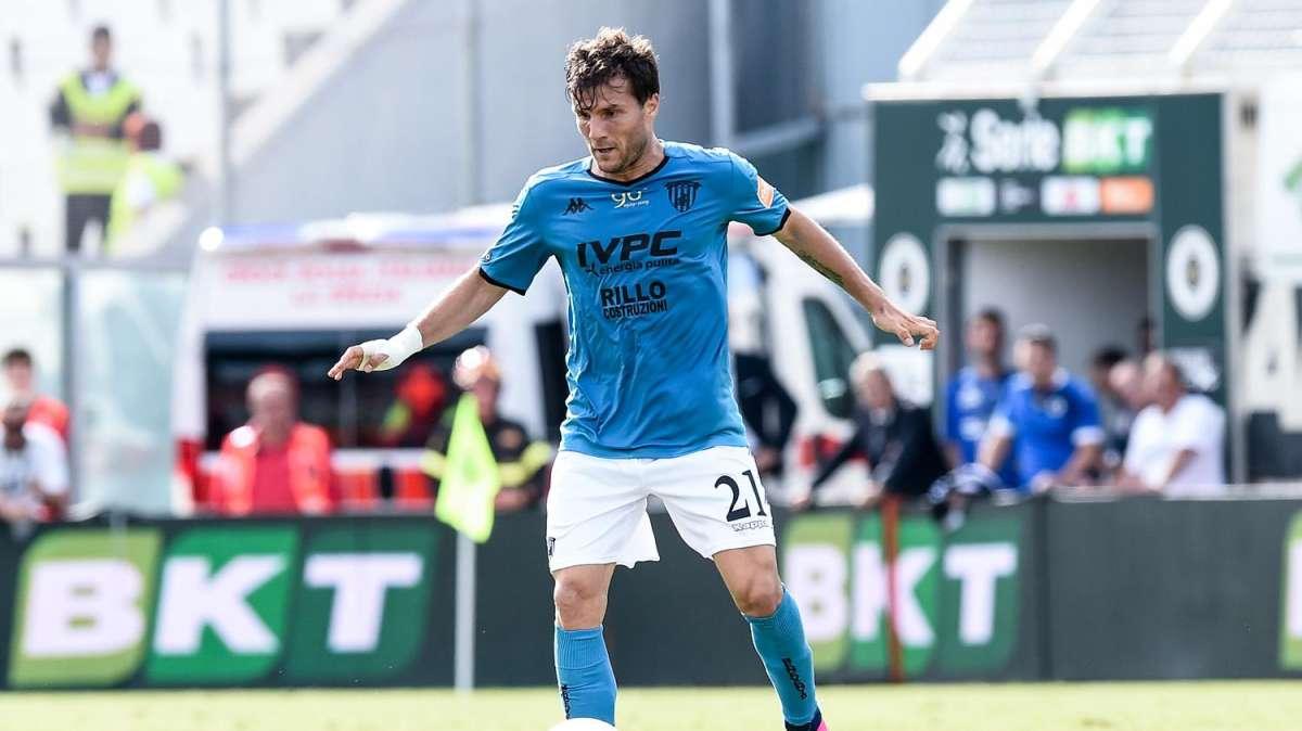 L'ex Reggina Hetemaj su Stellone: "Il suo arrivo fondamentale per la salvezza degli amaranto"