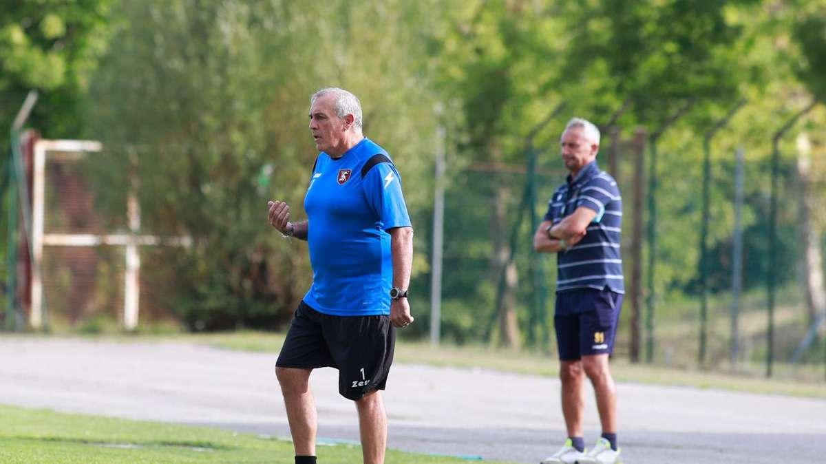 SALERNITANA-REGGINA, gli amaranto ritrovano Castori: una sola vittoria...