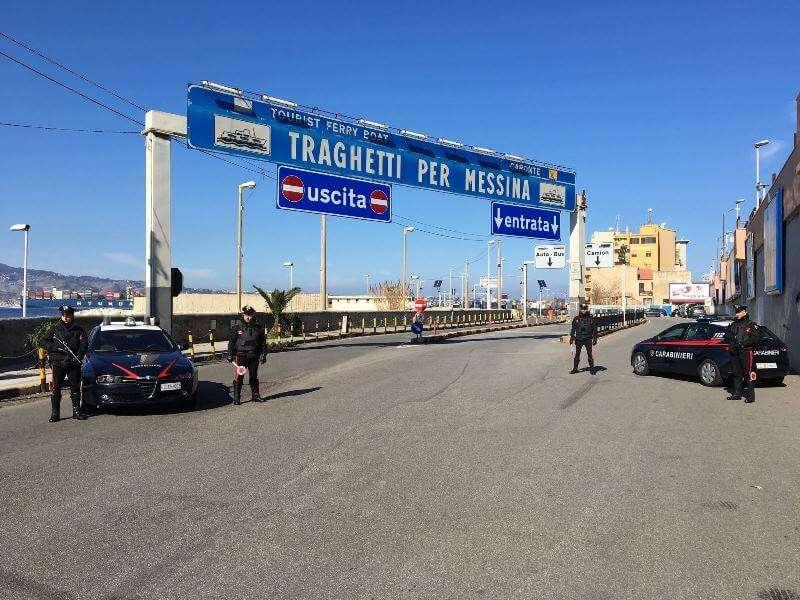 Polemiche per le file agli imbarcaderi Villa S.Giovanni: le precisazioni della società di navigazione e della Questura di Messina