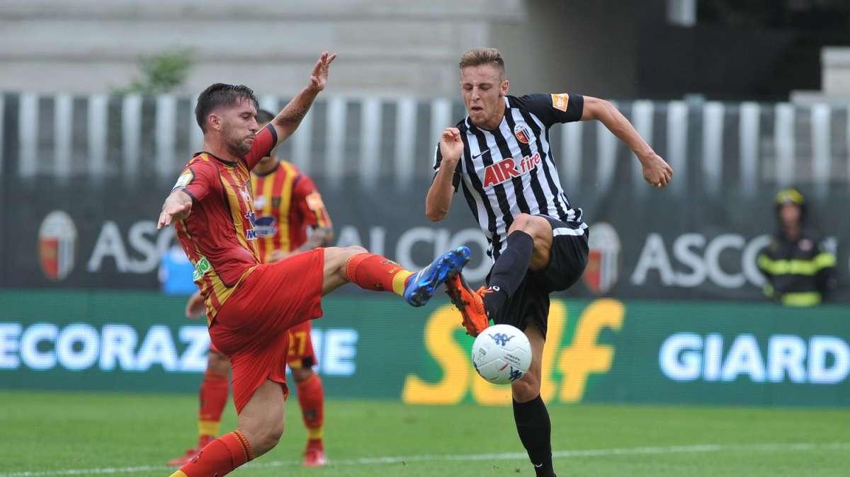 SERIE B, adesso è ufficiale: Pettinari giocherà nel Lecce