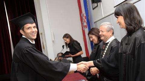 EX AMARANTO - Tomic si laurea in Economia