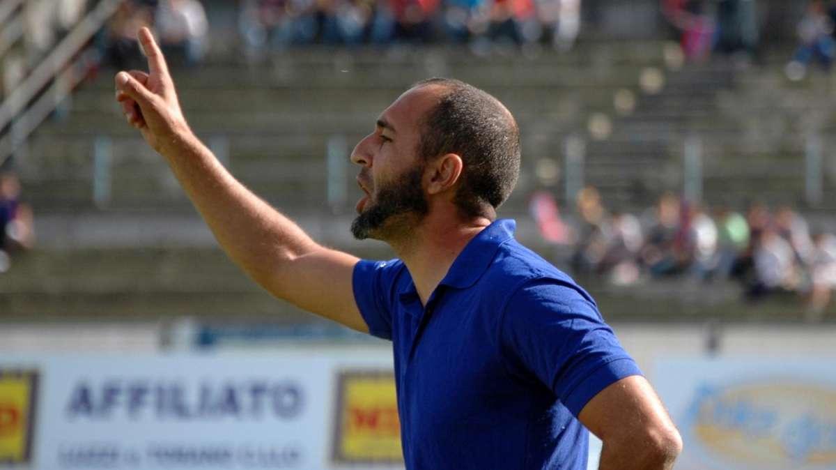 COSENZA - Traballa Cappelacci: addio prima della Reggina?