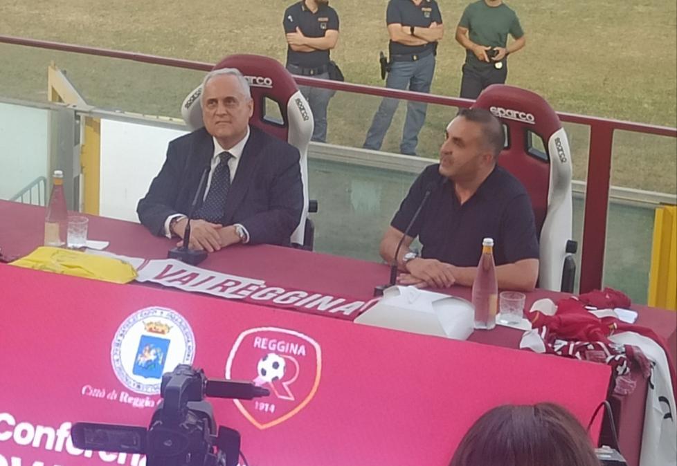 Reggina, la prima conferenza di Lotito da patron amaranto, tutte le dichiarazioni: obiettivi, multiproprietà, le scelte