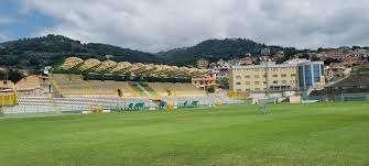 Reggina, undici punti persi tra Vigor e Messina: dopo l'exploit contro gli amaranto le due squadre sono andate in crisi