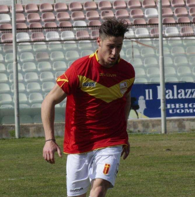 EX REGGINA - Un terzino trova squadra?