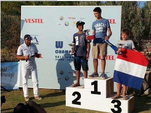 ALTRI SPORT - Il reggino Francesco Scagliola medaglia d'argento al Mondiale Slalom Ifca Junior di Windsurf