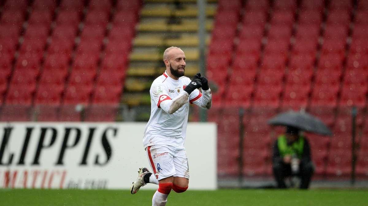 Reggina-Vicenza, Giacomelli suona la carica: "Andiamo a Reggio a prenderci punti salvezza"