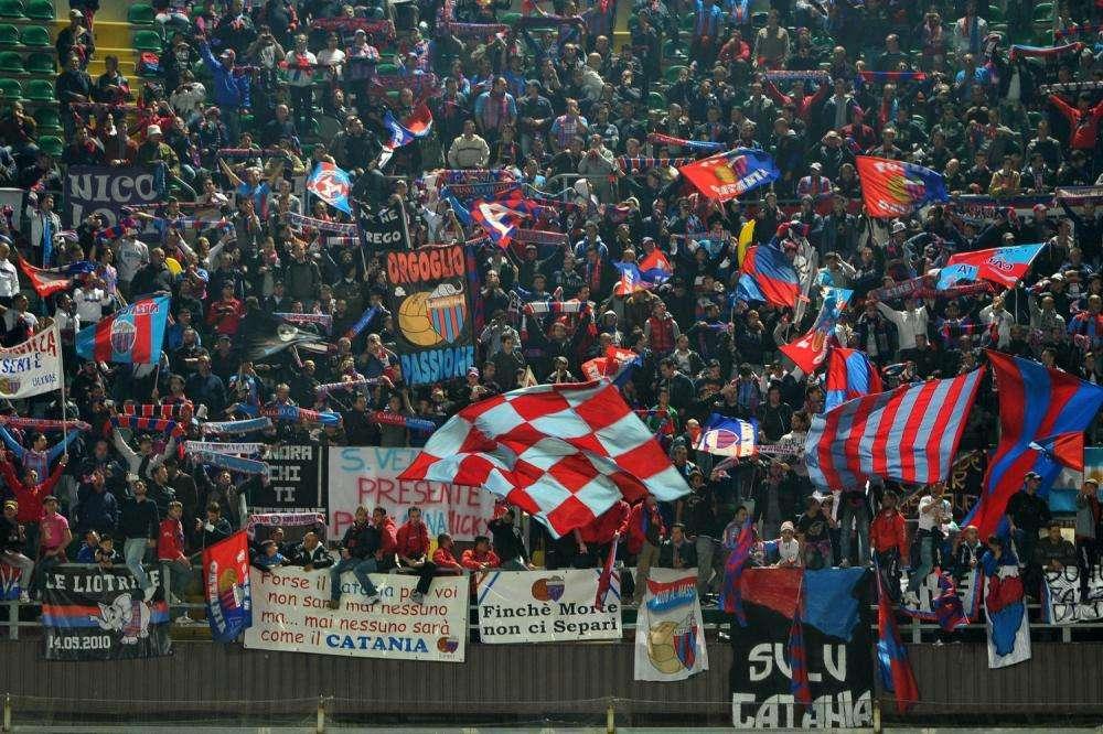 CATANIA-REGGINA STORY - E' sfida storica: si è giocata in tutte le categorie