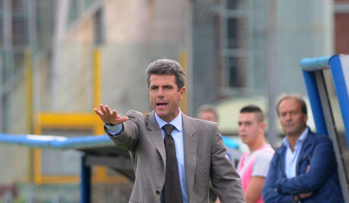 SALERNITANA - Perrone in conferenza stampa: «Non dobbiamo far risvegliare l'Hinterreggio»