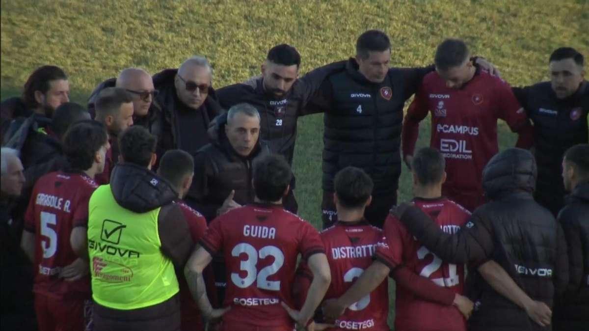 REGGINA: LA PORTA È ANCORA APERTA, MA IL DÉJÀ VU È INQUIETANTE