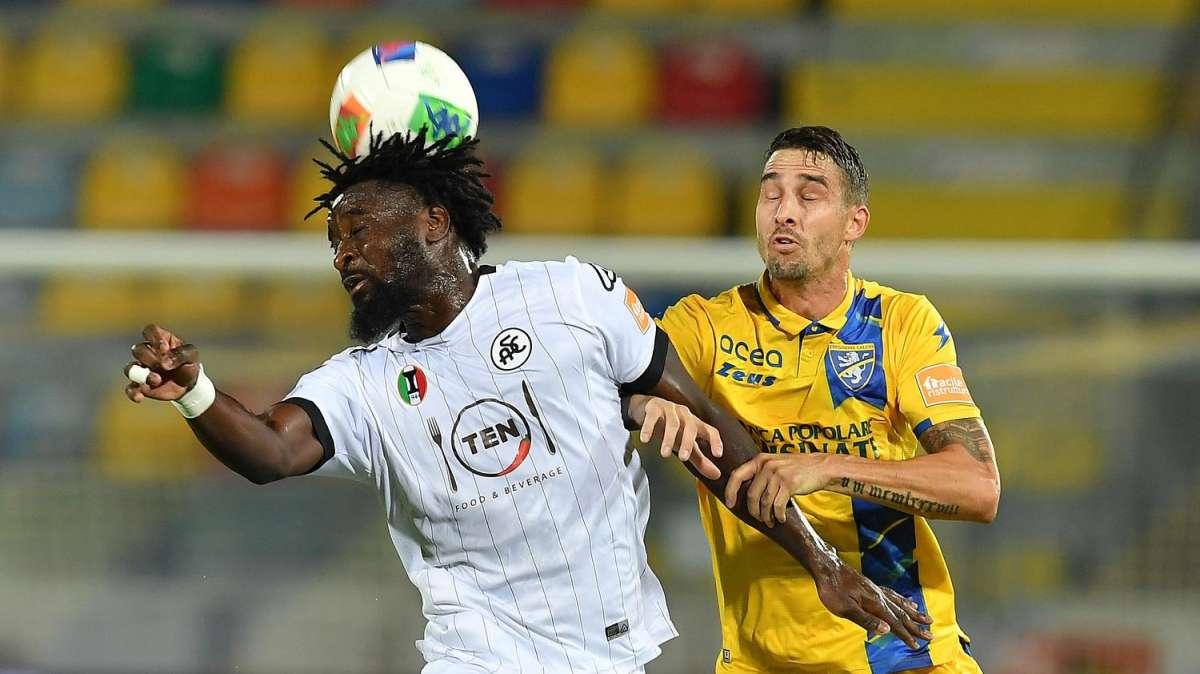 SERIE B, FROSINONE-ASCOLI 1-0, prodezza di Salvi, beffa per Bertotto
