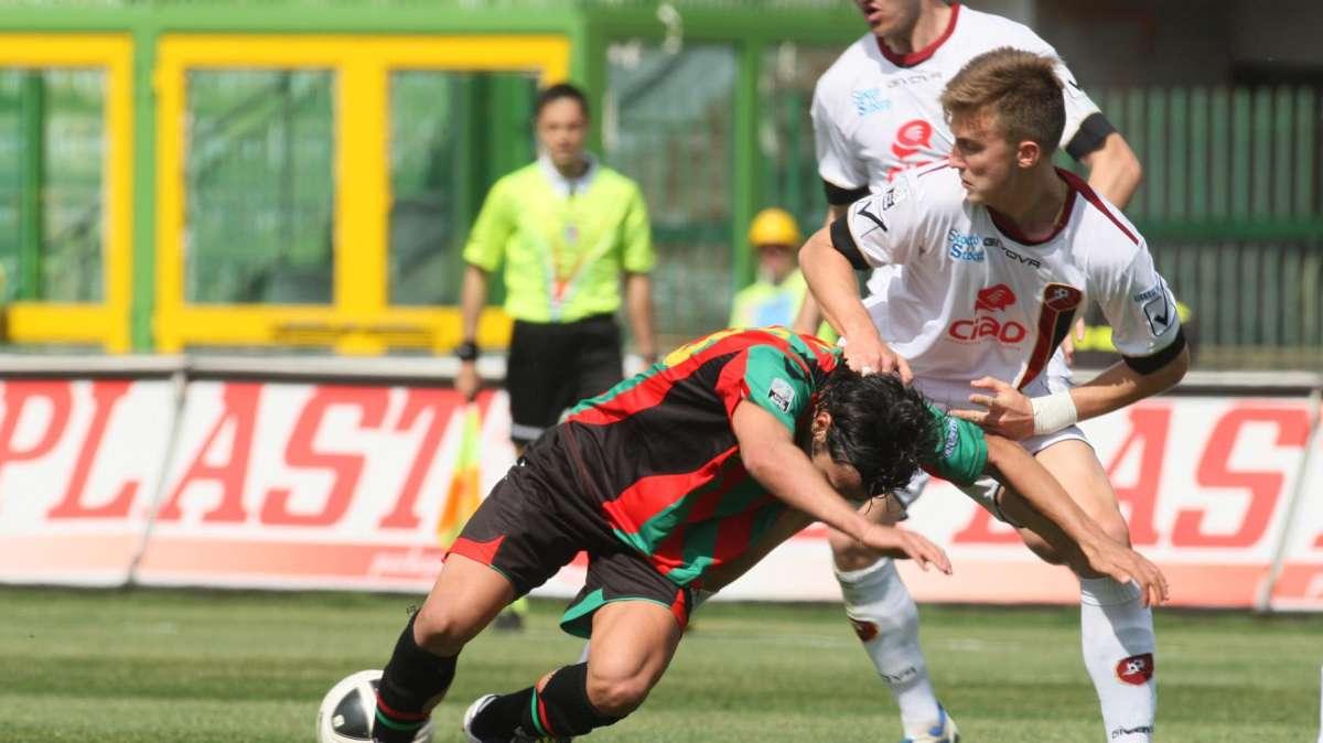 REGGINA - L'undici anti-Sassuolo: dubbio in attacco