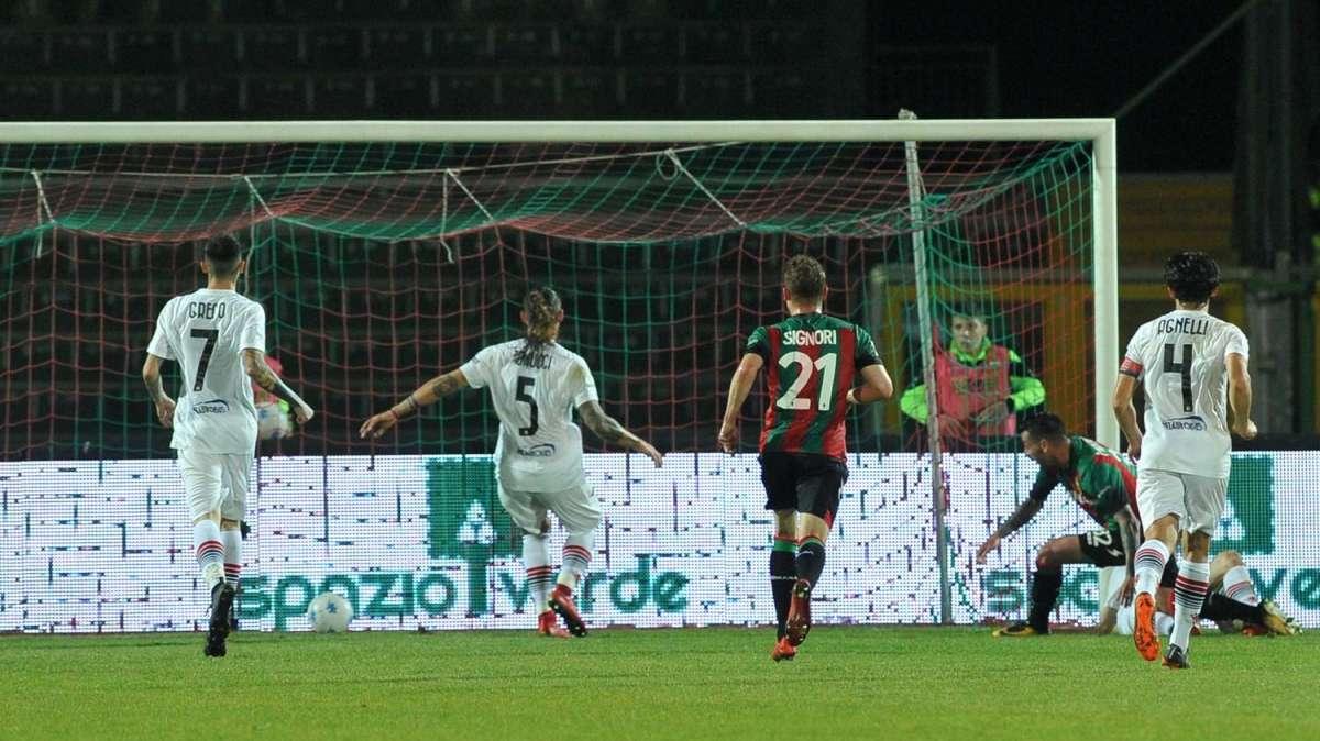 Bruno Barranco e Adriano Montalto flop ai playoff: per entrambi una stagione senza luci