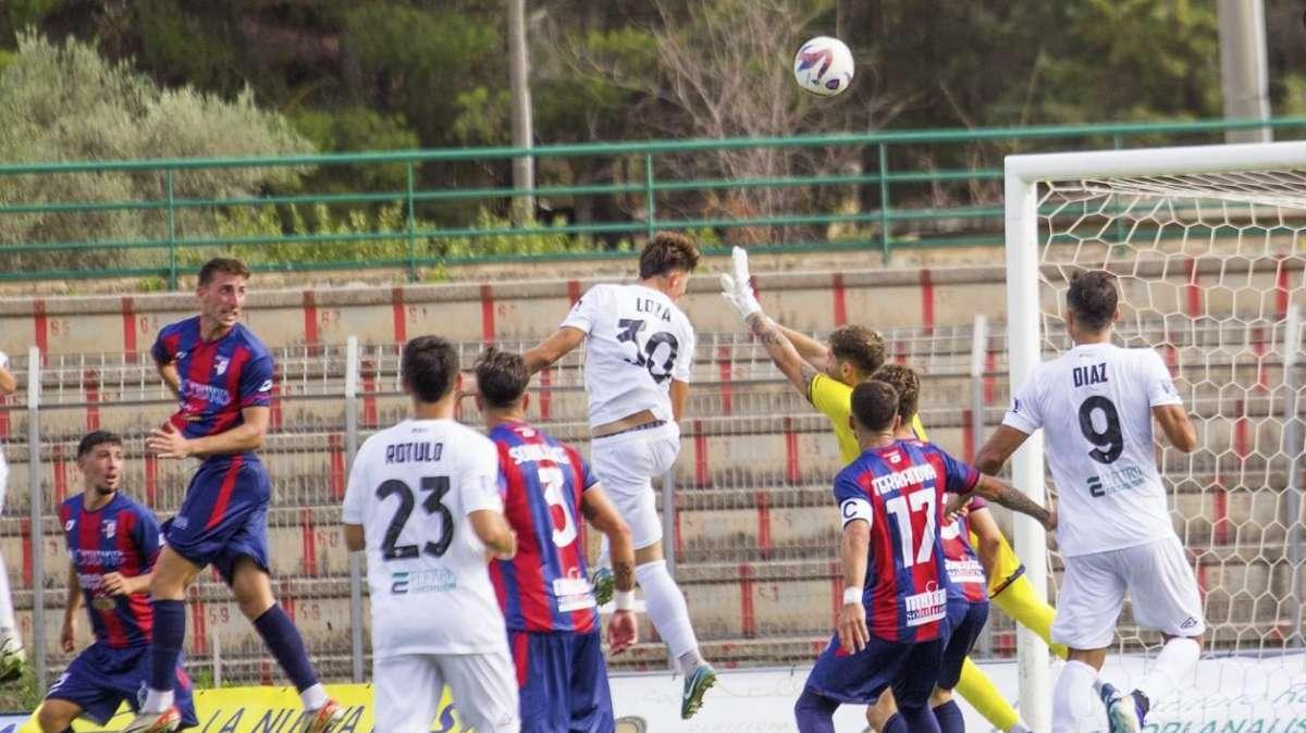 Reggina-Nissa, il ds Russello: "Vogliamo fare risultato per avvicinarci ai playoff"