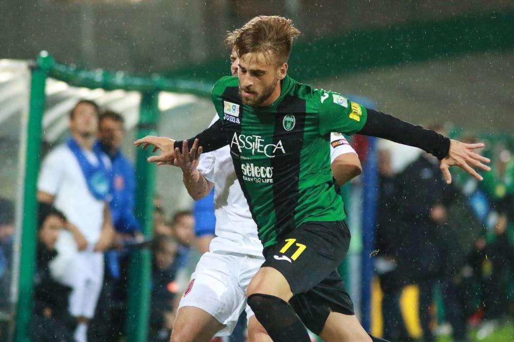 EX REGGINA - Un centrocampista eroe di Coppa: che gol!