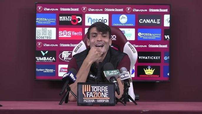 Reggina, Domenico Girasole: "Ci lecchiamo le ferite, dispiace tanto per la mancata promozione"