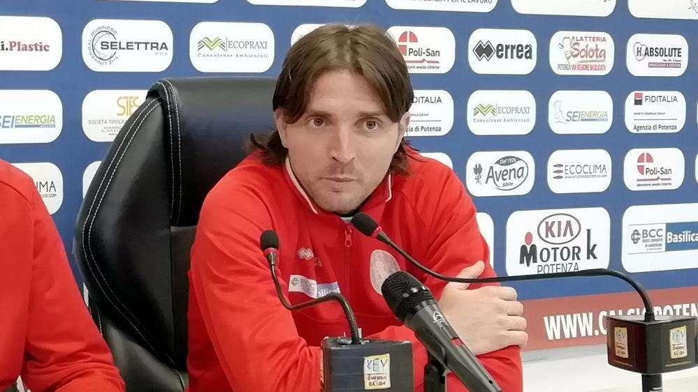 Giosa a TuttoReggina: "Reggina, quanti ricordi meravigliosi! Amaranto fortissimi, noi proveremo a regalare una gioia ai nostri tifosi"