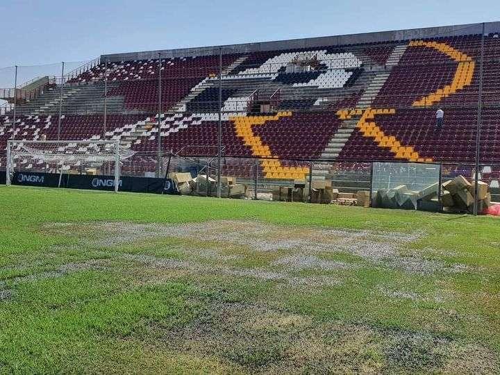 REGGINA, Falcomatà mostra il Granillo rinnovato: "Amaranto, vi aspettiamo nel nostro stadio"
