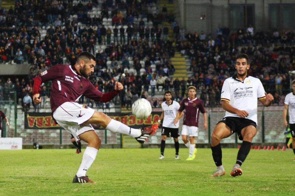 REGGINA-MONOPOLI, Salvemini in sala stampa: "Possiamo aggiungere qualcosa di grande"