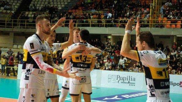 Pubblico delle grandi occasioni al PalaCalafiore per Vibo-Modena: Zaytsev non delude i 4mila