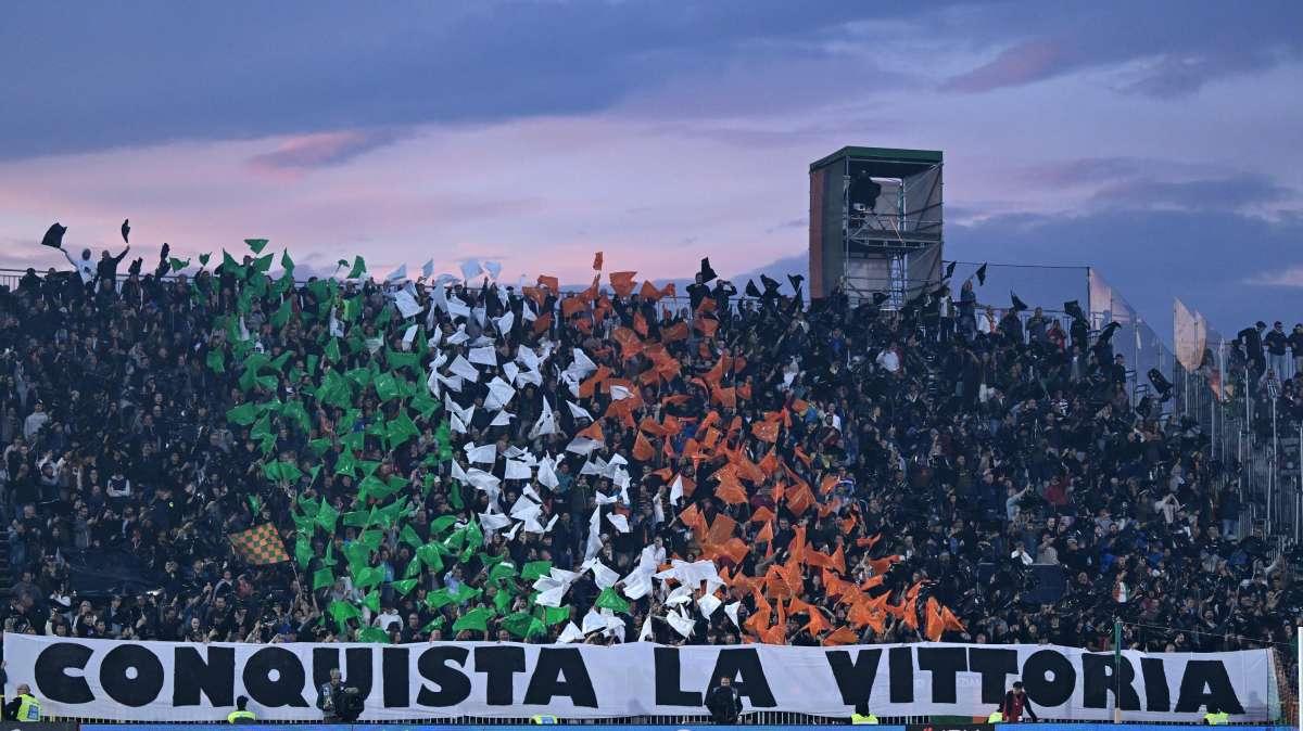 Serie B, risultati e classifica dopo la venticinquesima giornata: Venezia, Frosinone, Monza e Palermo non sbagliano, Bari annaspa