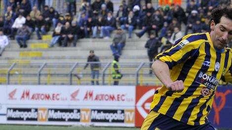 La Reggina fa harakiri nella ripresa. Caserta non perdona