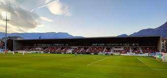 Il Gazzettino.it: "Scontri prima di Sudtirol-Reggina, 5 poliziotti feriti"